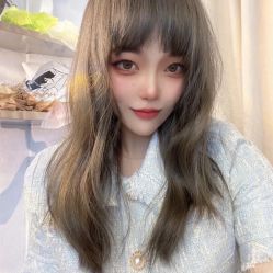 -罗亚帝造型·烫发染发