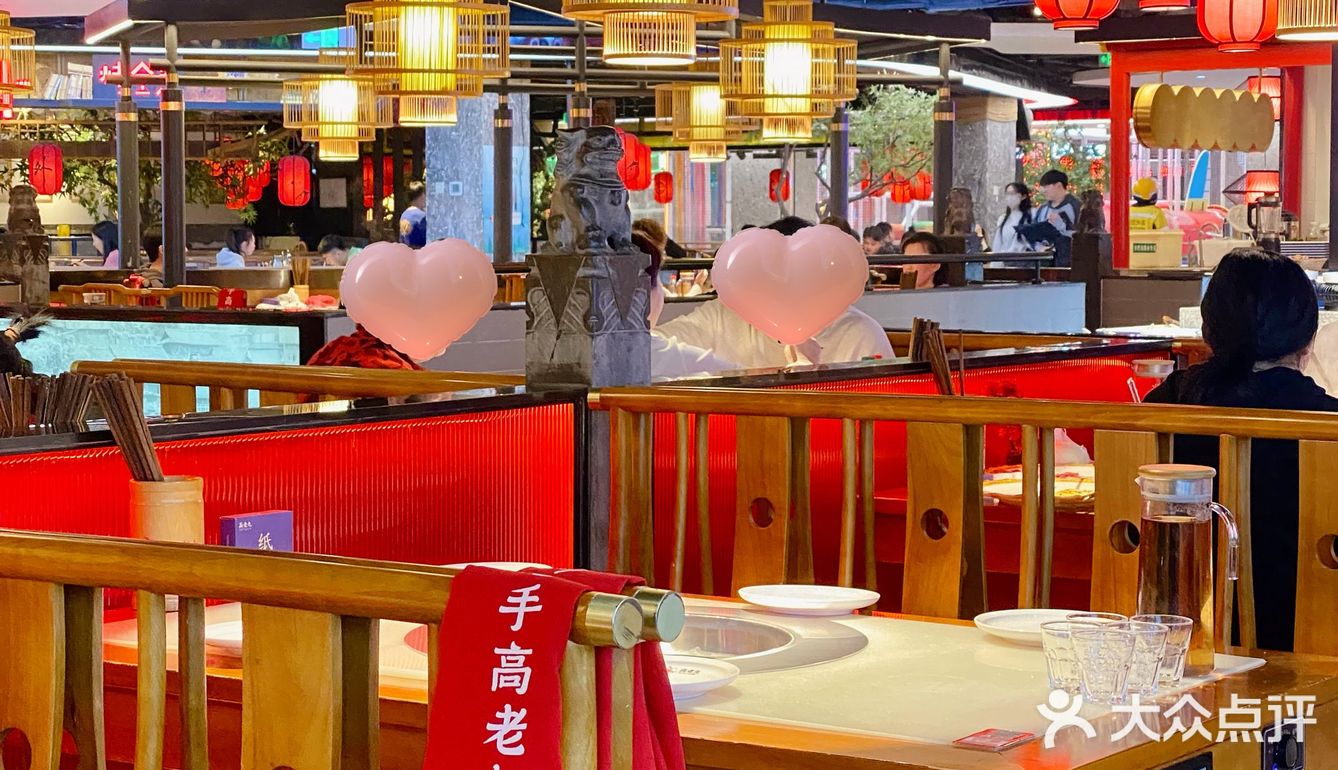 🙌🏻杭州西湖边的宝藏火锅店，千万不要错过它家的限定龙井虾滑‼️