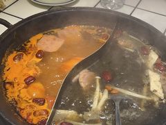 -巴隆门重庆老火锅(太湖路店)