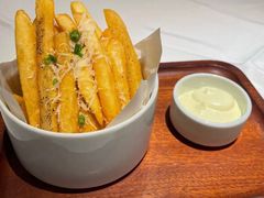 -阿妮叶李(光谷世界城店)