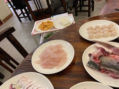 -正能量脆肉鲩火锅