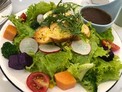 -丽莎沙拉轻食餐厅(国贸店)