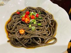 开胃蕨根粉-鱼颜诱纸纸上烤鱼·蛙(龙湖天街店)