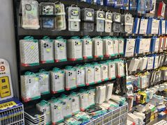 -修卜凡二手严选店·手机维修·回收租赁(川沙地铁站店)
