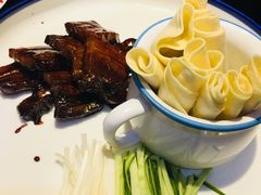 -臻吃客主题餐厅(人民路店)