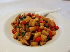 香脆藕丁-三号码头罗氏虾小馆