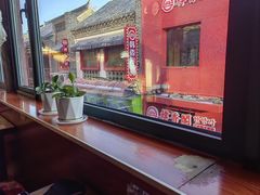 -花儿姐与战哥的美食档