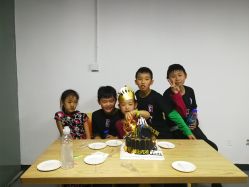 -蹦贝运动中心·蹦床·攀岩·闯关(龙岗店)