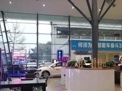 -成都华星西蒙上汽大众4S店(羊西线店)