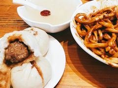 -韩包子(建设路店)