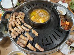 -江南猪肉商会无限续吃(弘大店)