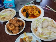 -金卯白肉罩火烧