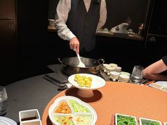 -左庭右院鲜牛肉火锅黑金店(陆家嘴中心店)