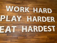 -Chom Cafe and Restaurant