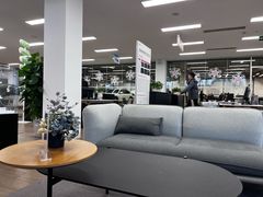 -成都华星名仕奥迪4S店(龙潭寺店)