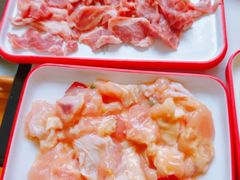 -毛辣果·贵州红酸汤牛肉火锅(西单店)