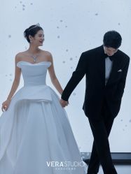 -至臻微拉婚纱摄影