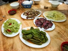 -雷祖芳老妈蹄花店