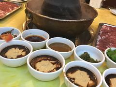 -月圆火锅(宁海东路二店)