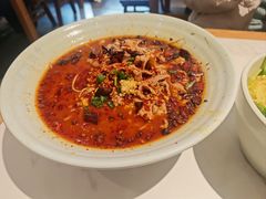 -饭饱香土碗菜(新科店)