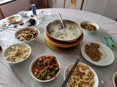 -天乐农家鱼头王(天目湖店)
