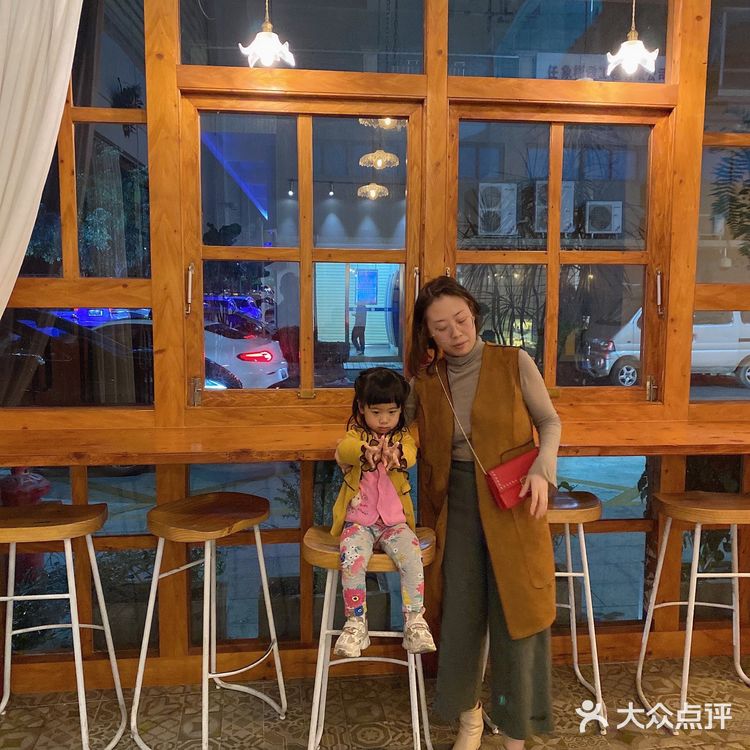 [吐]两间summer店都探过啦[吐][糖果]