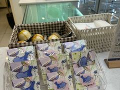 -山与蓝·轻糖鲜果蛋糕(勒泰店)