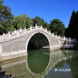 散步♀️在公园里，仿佛进入仙境一般的美哉美哉