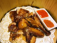 胡桃里烤鸡-临界音乐酒馆·小龙虾·江湖菜(华熙LIVE·鱼洞店)