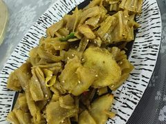 -天天向上素食餐厅(五台山店)