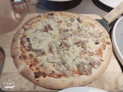 亚洲风味香肠酥皮薄脆披萨-新贝乐意大利餐厅(苏州中心店)