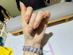 -瞧·享轻奢美甲美睫