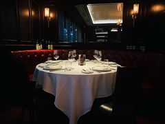 -Wolfgang’s Steakhouse 沃夫冈牛排馆(上海白玉兰广场店)