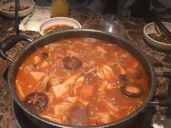 -猪啊牛呀羊啊铜盘烤肉(正大广场店)