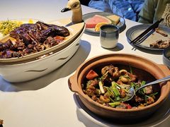 -八府香鸭·啫啫煲(华山路店)