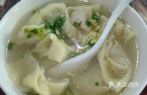 Chicken and Shrimp Dumplings in Soup