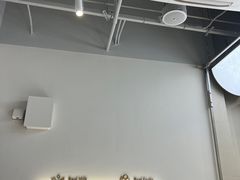 -喜茶(滨江宏岸店)
