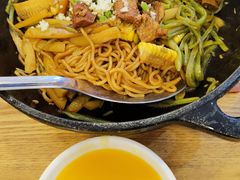 精选肋排焖面-金豆角砂锅焖面(安贞店)