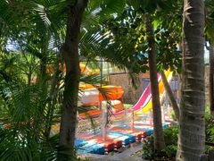 -三亚湾海居铂尔曼度假酒店