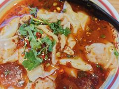 -八二小区抄手(龙湖上城天街店)