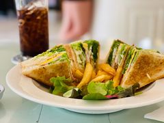 -Fern Forest Cafe