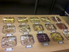 -1828王老吉·草本新茶(珠江新城地铁站店)