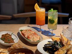 -Common Table · Brunch & Coffee