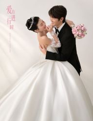 -雅云婚纱摄影工作室旗舰店