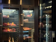 -MONICH牛排融合餐厅(和义大道购物中心店)