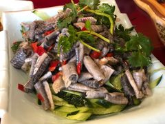 凉拌鱼皮-通乐簋街小龙虾(老店)