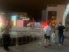 -资和信百货商场