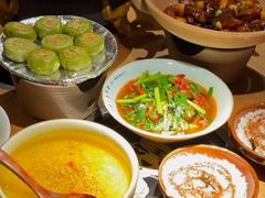 -吃饭皇帝大土家民族菜(正大广场店)