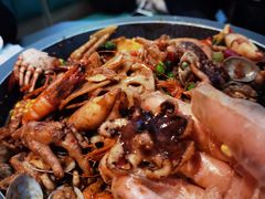 -多嘴超级肉蟹煲(中街恒隆故宫店)