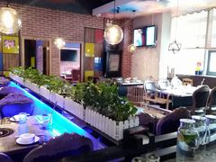 -三人行骨头王火锅(长寿店)